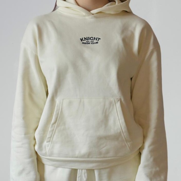 KNIGHT SWIM - Picture 3 of 5